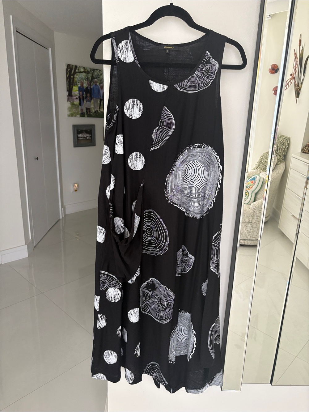 Radzoli Black Sleeveless Midi Dress with White Abstract Circles
